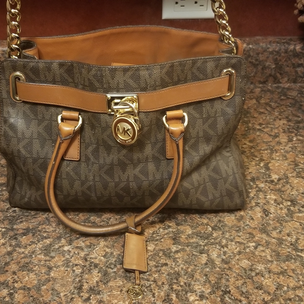 MICHAEL Michael Kors Hamilton Traveler Large Satch